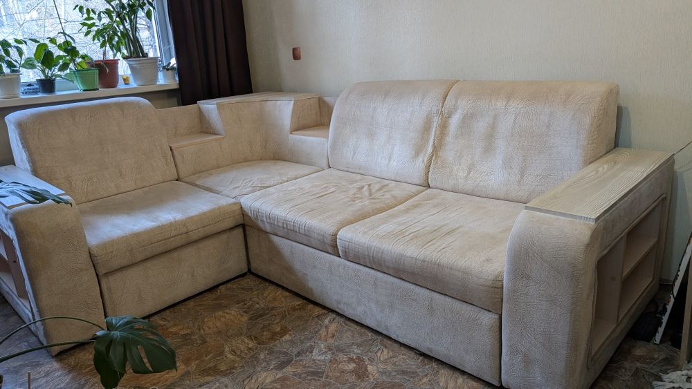 Диван б/у 255*185