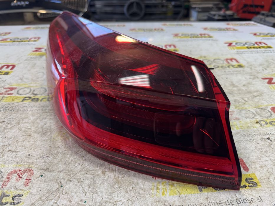 Lampa stop stanga pe aripa Kia X-Ceed 2019-2025