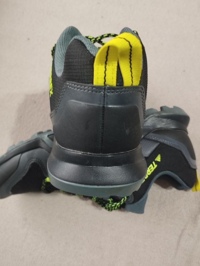 Pantofi sport Adidas Terrex  bărbați Ax3,măr 40 2/3