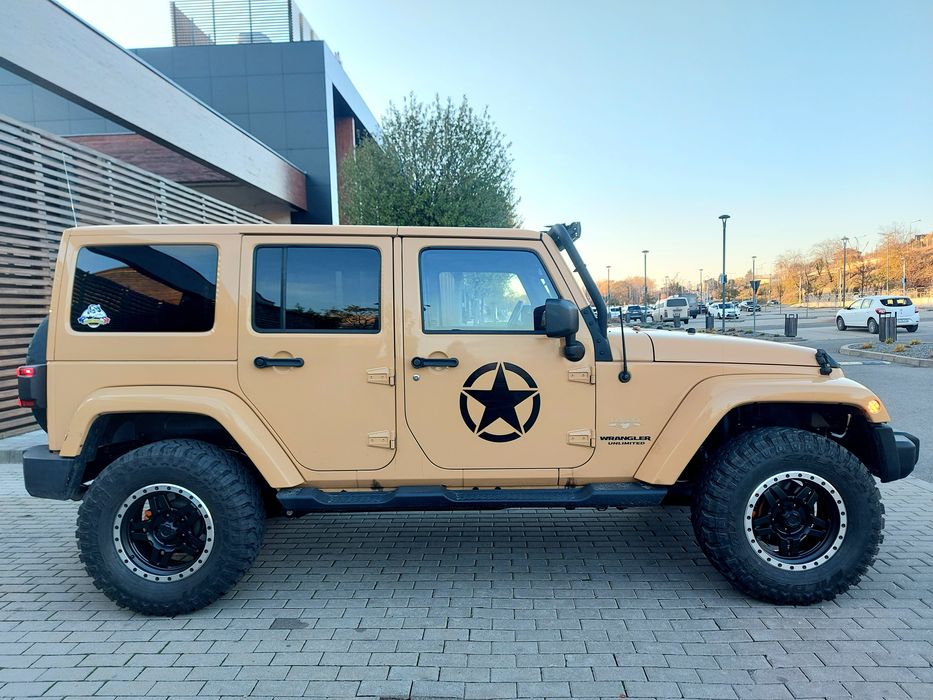 Jeep Wrangler JK 2013-Motor 2.8 Diesel 200 CP - Automat -Editie Sahara