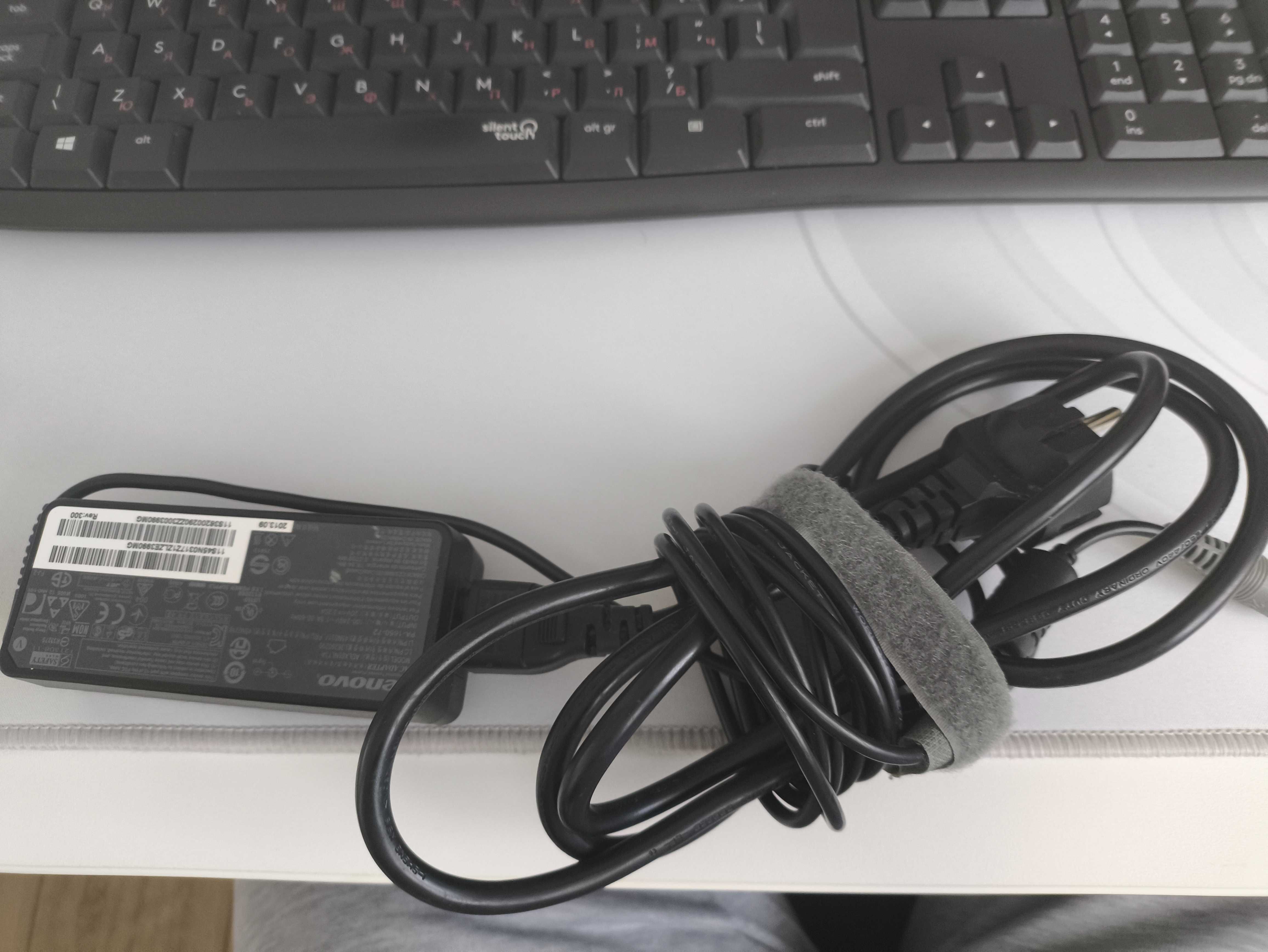 Зарядно за лаптоп Lenovo модел ADLX65NLT3A