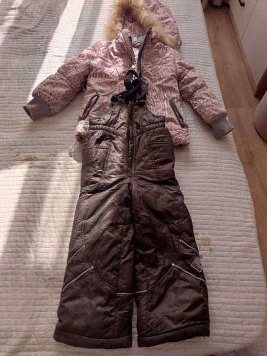 Продаются б/у фирменные зимние куртки для девочек (оригинал, Турция).