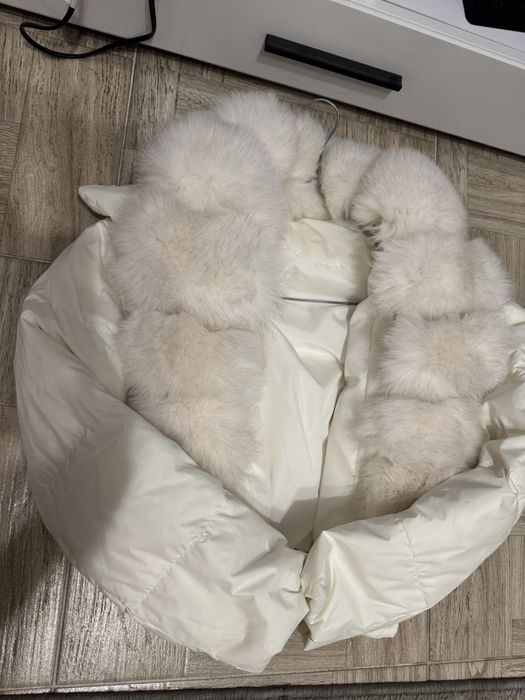 Geaca alba guler blana vulpe