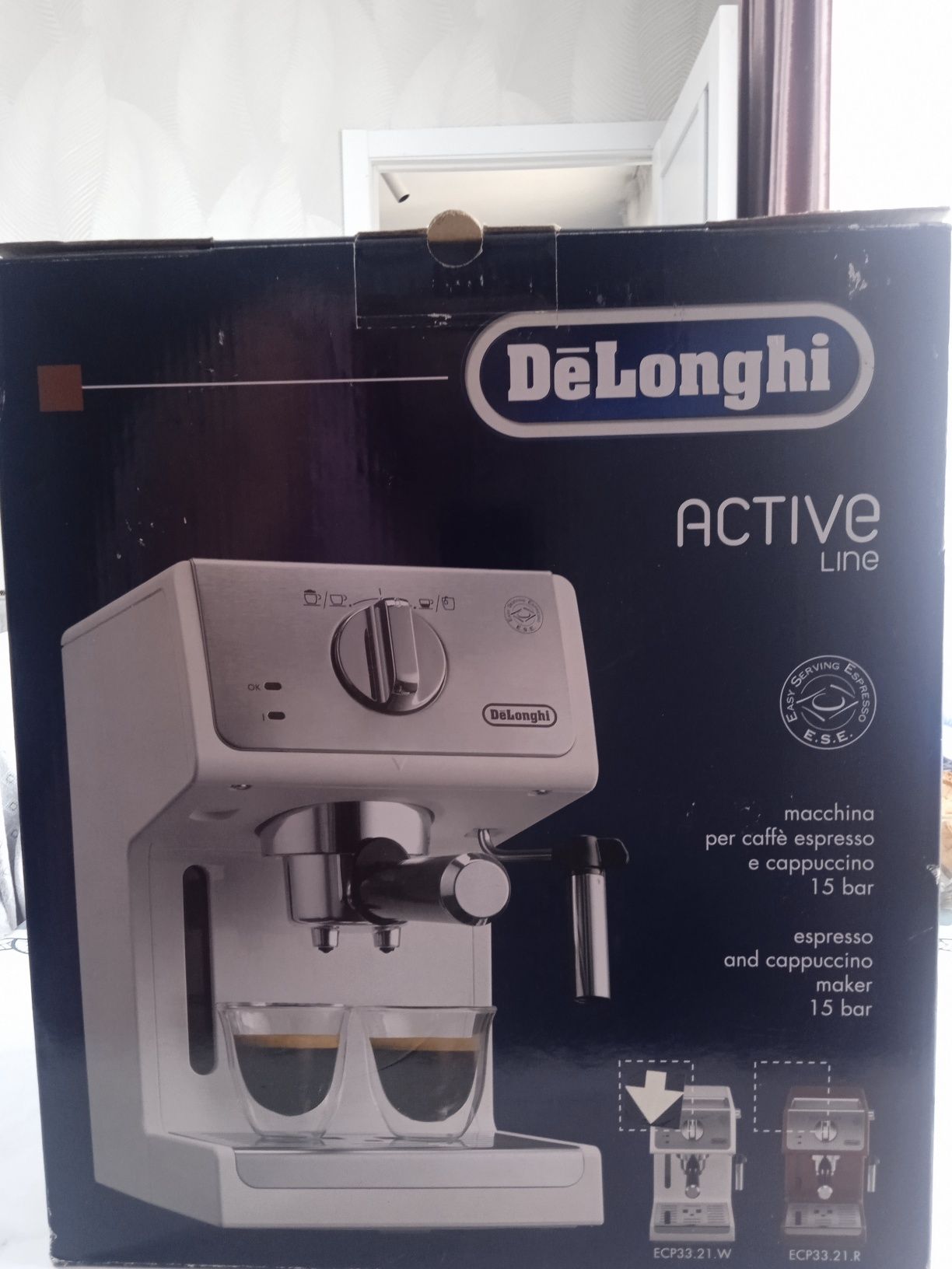 Кофемашина DeLonghi ECP33.21.W