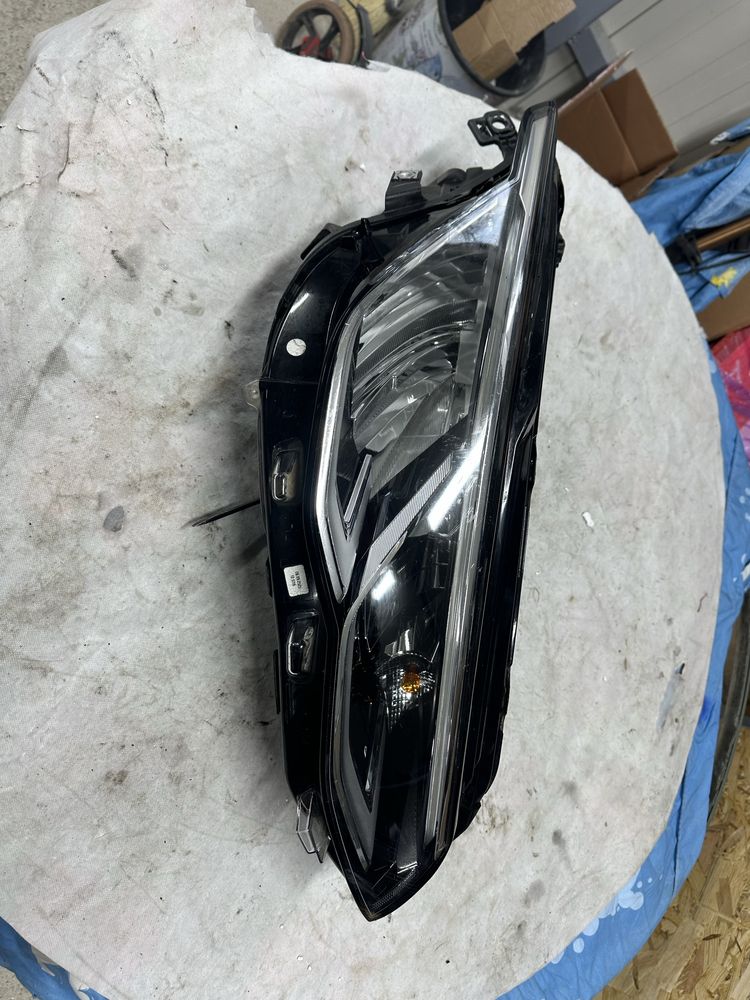 Far dreapta full led vw golf 8.cod:5h1941006.c.