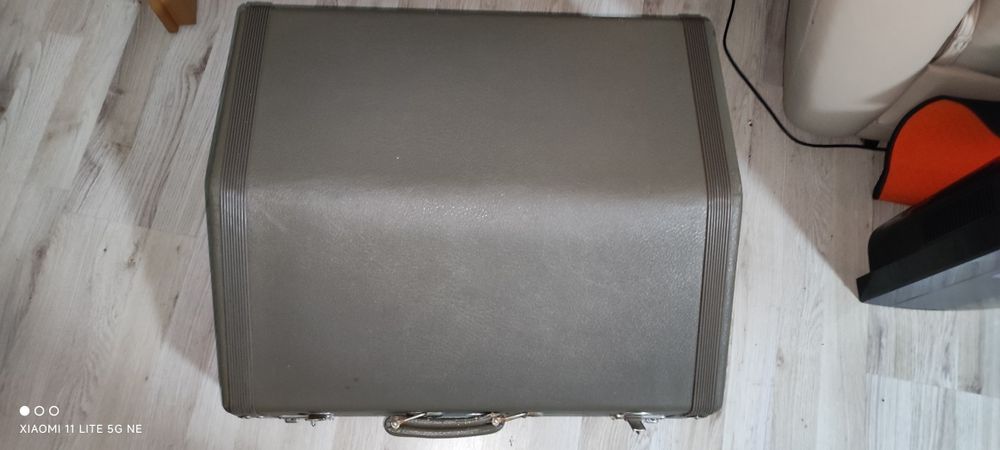 Vând acordeon Paolo Soprani cu Cassotto