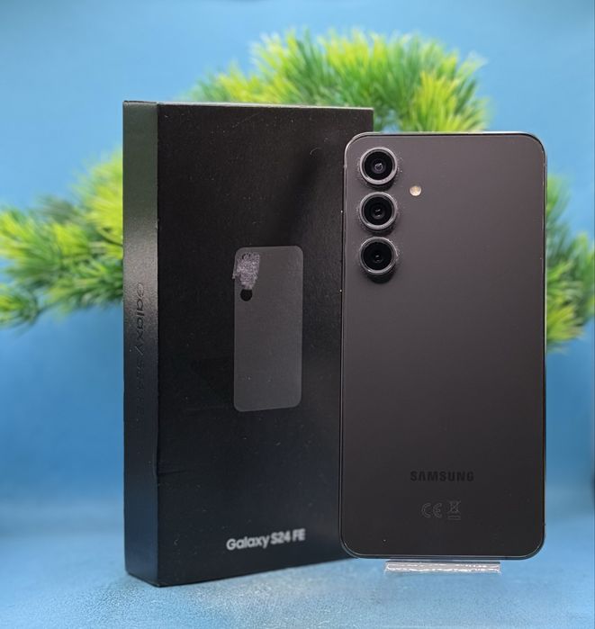 Samsung Galaxy S24 FE, 8GB RAM, 128GB, 5G, Graphite