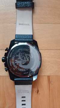 Diesel оригинален часовник с верижка от естествена кожа