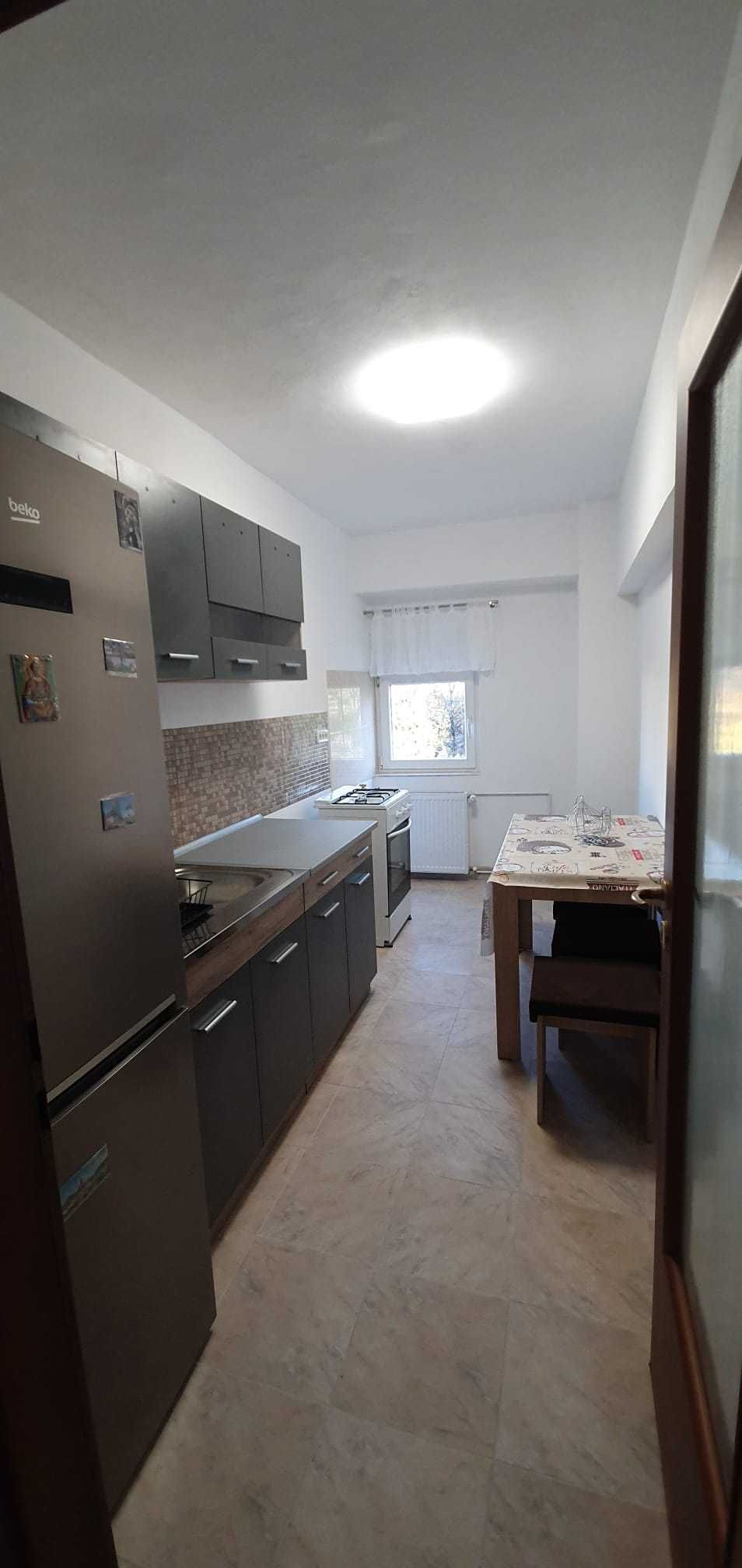 Particular vand apartament doua camere in Cartier Aviatiei
