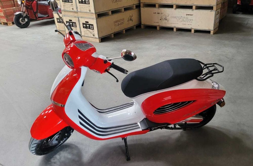 Scuter Electric Rotakt Cleopatra Motor Bosch 3000W Autonomie  55 km