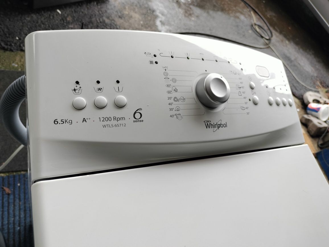 Mașină de spălat Whirlpool 6,5kg verticala