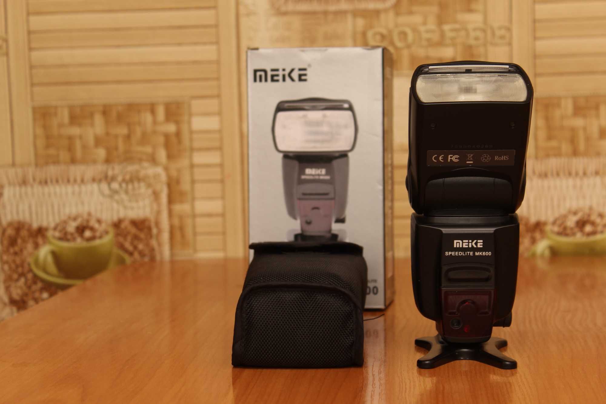 Фотовспышка Meike MK600, универсальная для многих систем. e-TTL Canon