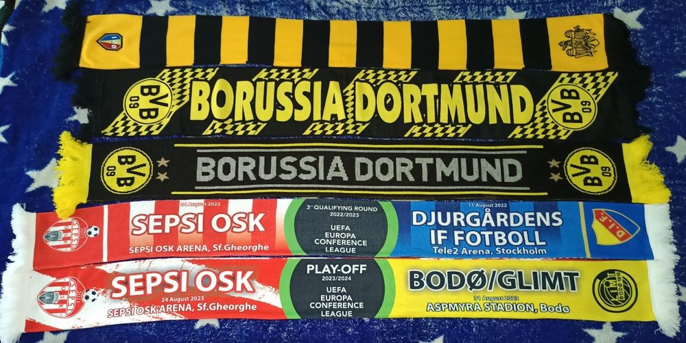 Esarfe si fulare fotbal