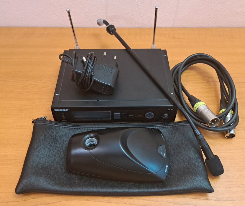 Shure wireless SLX4