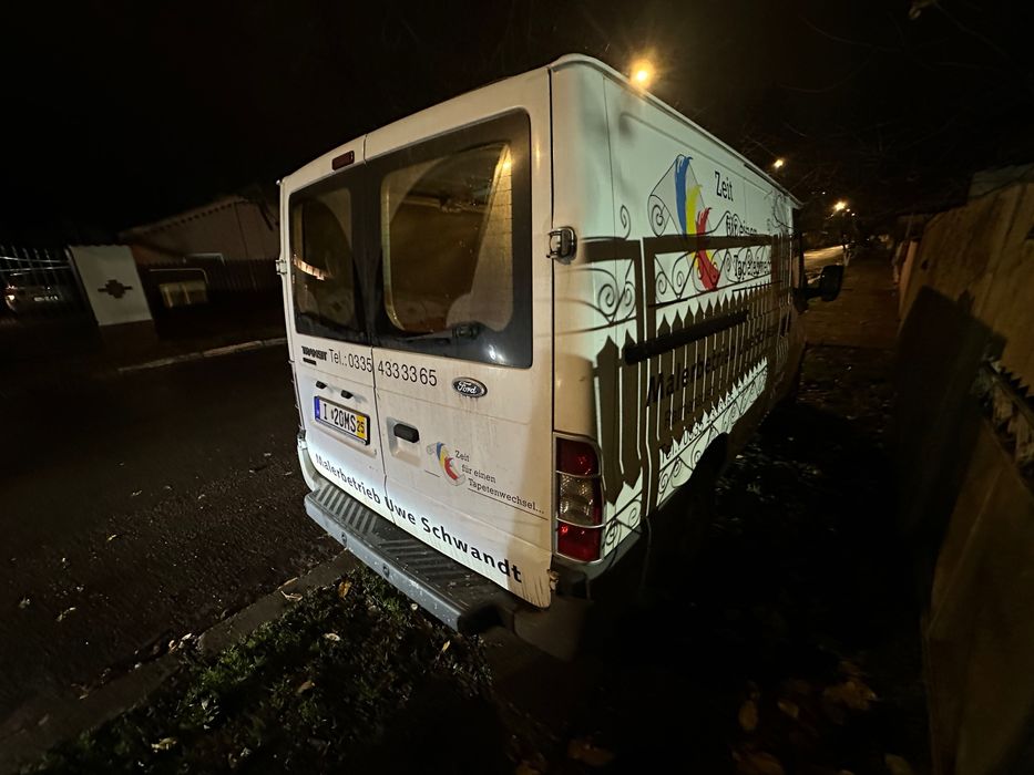 Ford Transit autoutilitară