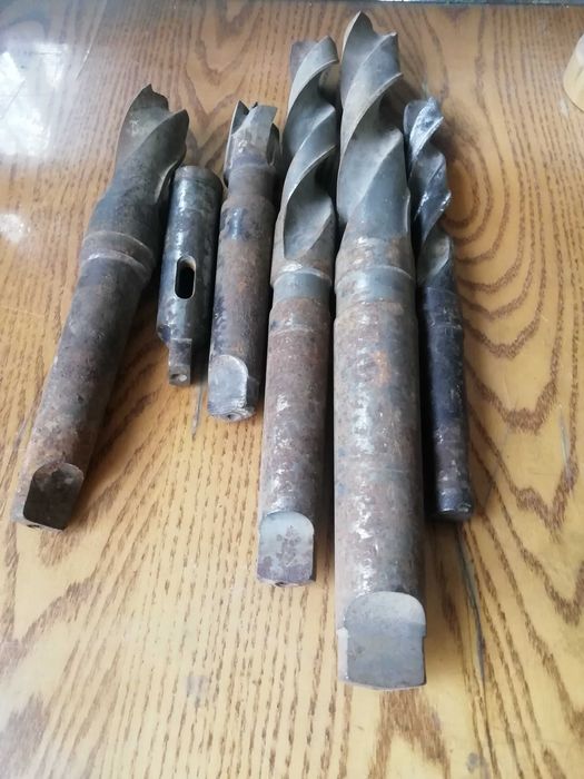 свёрла конусные и камень точильный