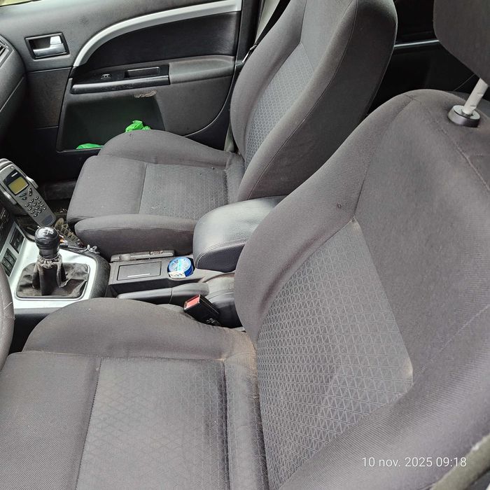 Vând Ford Mondeo mk3