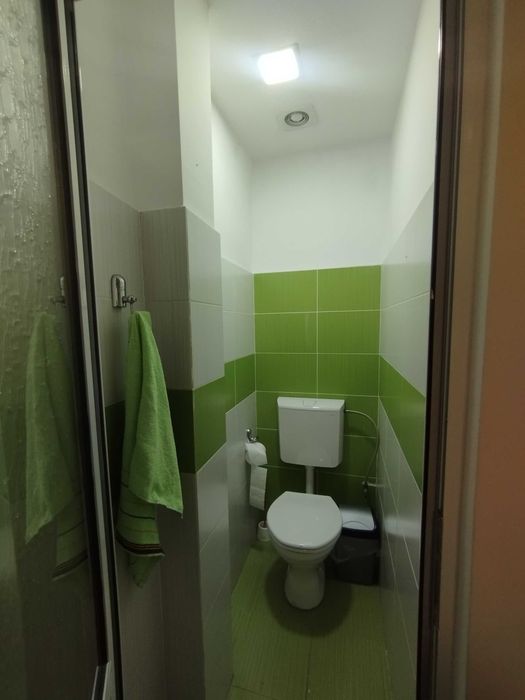 Inchiriez spatiu comercial in Moinesti