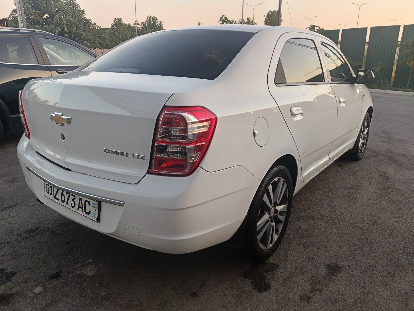 Автомобиль кобальт