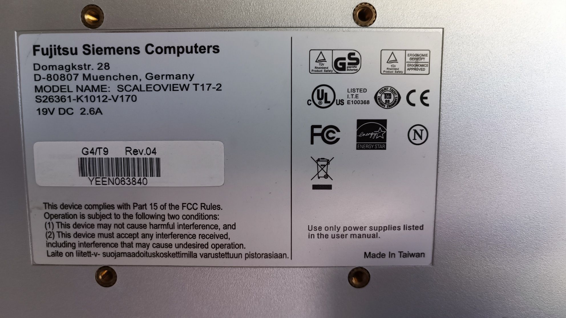 Монитор Fujitsu Siemens T17