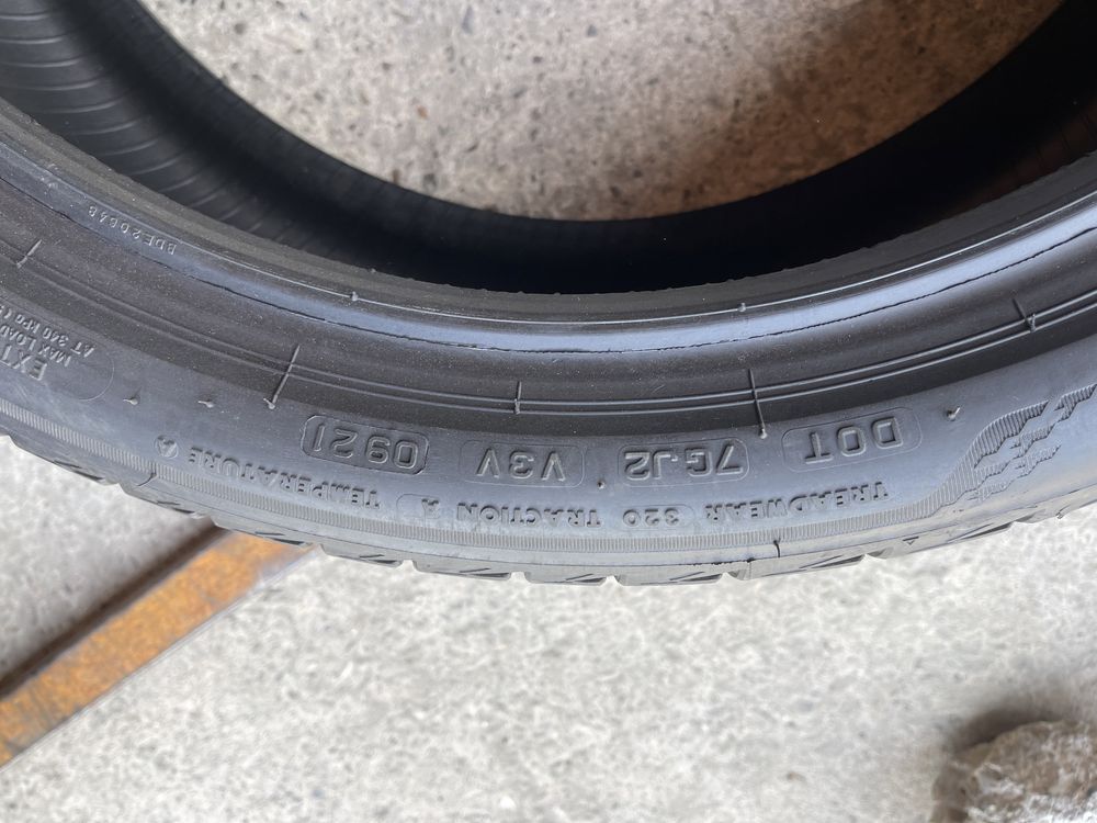 4 anvelope de vara 225/40/19 Bridgestone ca noi