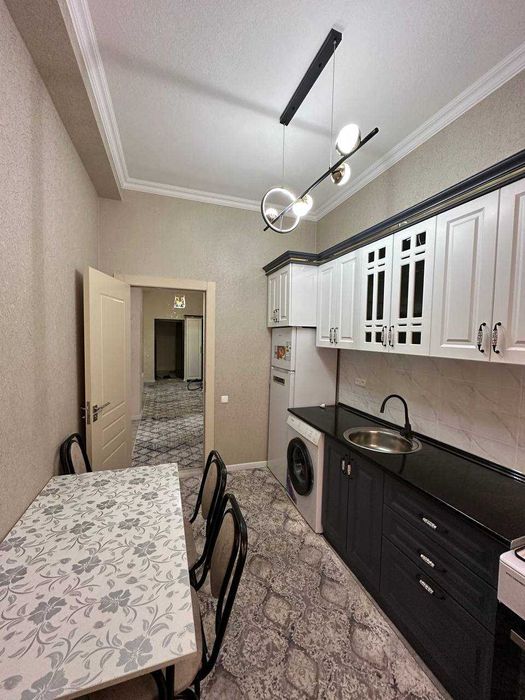 2х комнатная квартира на 3 этаже 56кв/м, в Самарканде