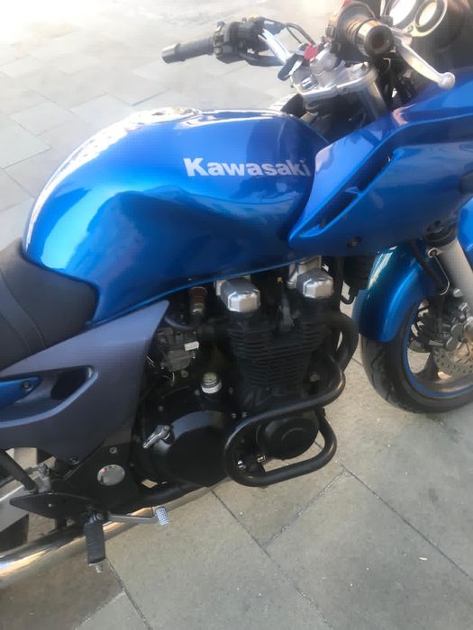 Vând Kawasaki ZR-7S 750cc, 2002, întreținută