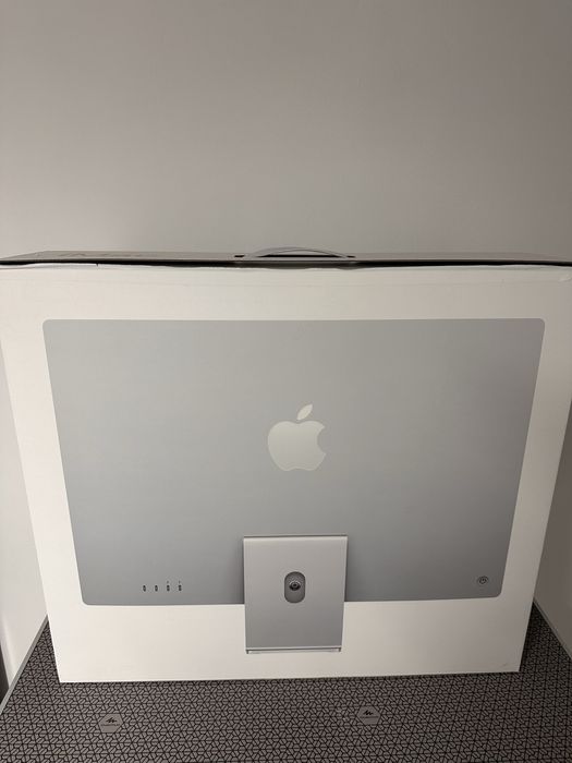  iMac 24" Apple M3, 24", Retina 4.5K, 8/10 nuclee CPU/GPU, 512GB SSD