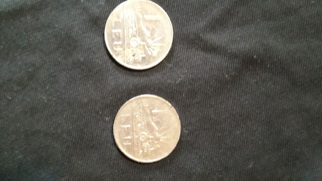 Vand doua monede de 1 leu