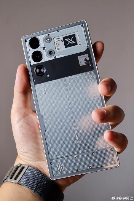 Redmagic 10 pro 16gb. 512gb. Snapdragon 8 Elite