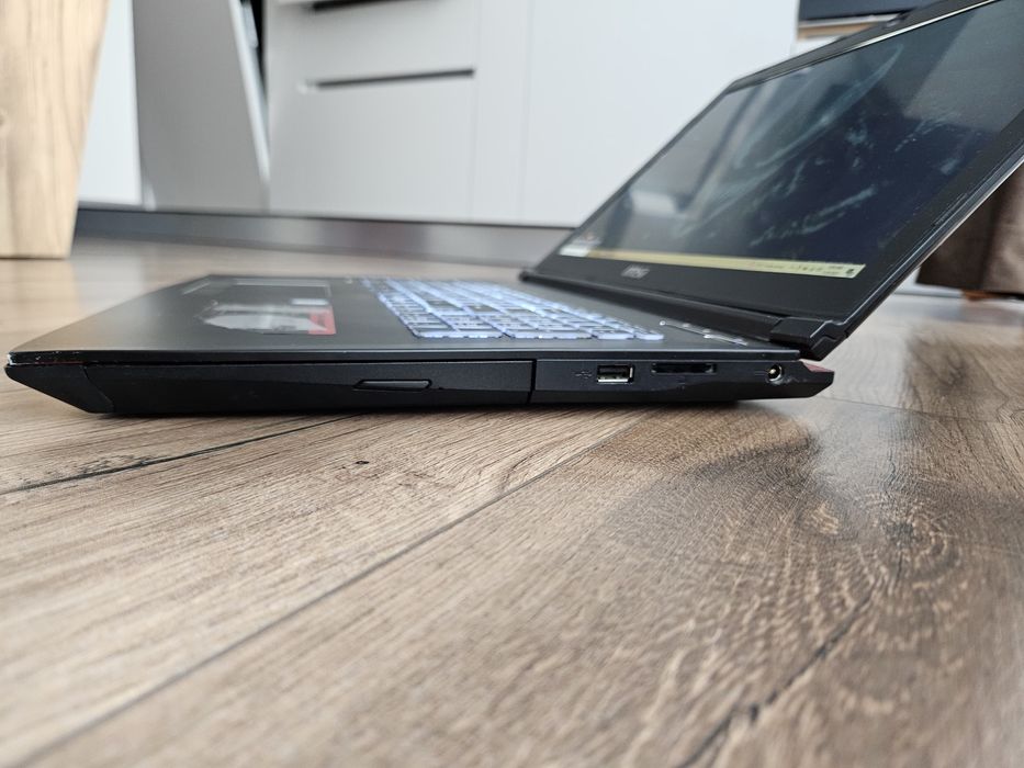 Laptop Gaming MSI Intel i7 6th, 16GB DDR4, SSD 256GB+1TB, GTX 960 17.3