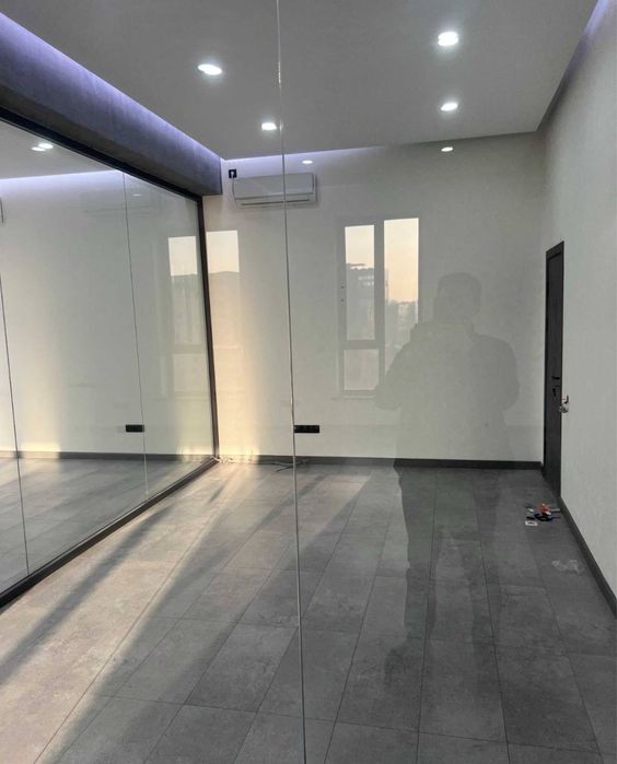 Аренда под офис 5 минут от метро Ташкент! 177м2 18$ 1м2 БЦ!