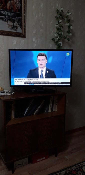Телевизор lg    .