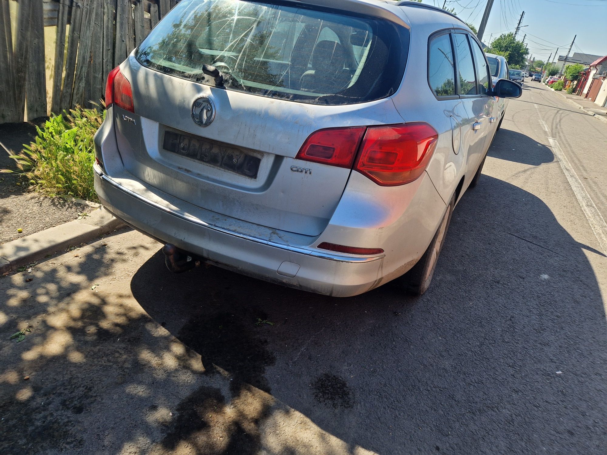 Dezmembrez astra J 1.7 DTS