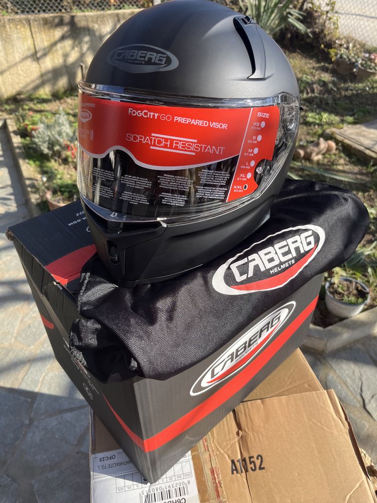 НОВА Каска за мотор Caberg XXL Matt Black