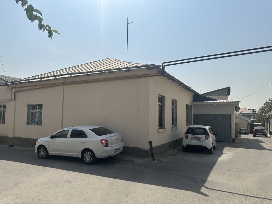 Продаю участок 10.7 соток в Салом Чайхане