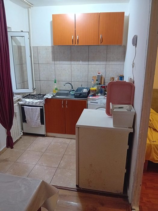 Garsoniera de vânzare