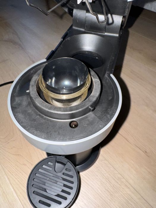 Aparat cafea Nespresso Vertuo