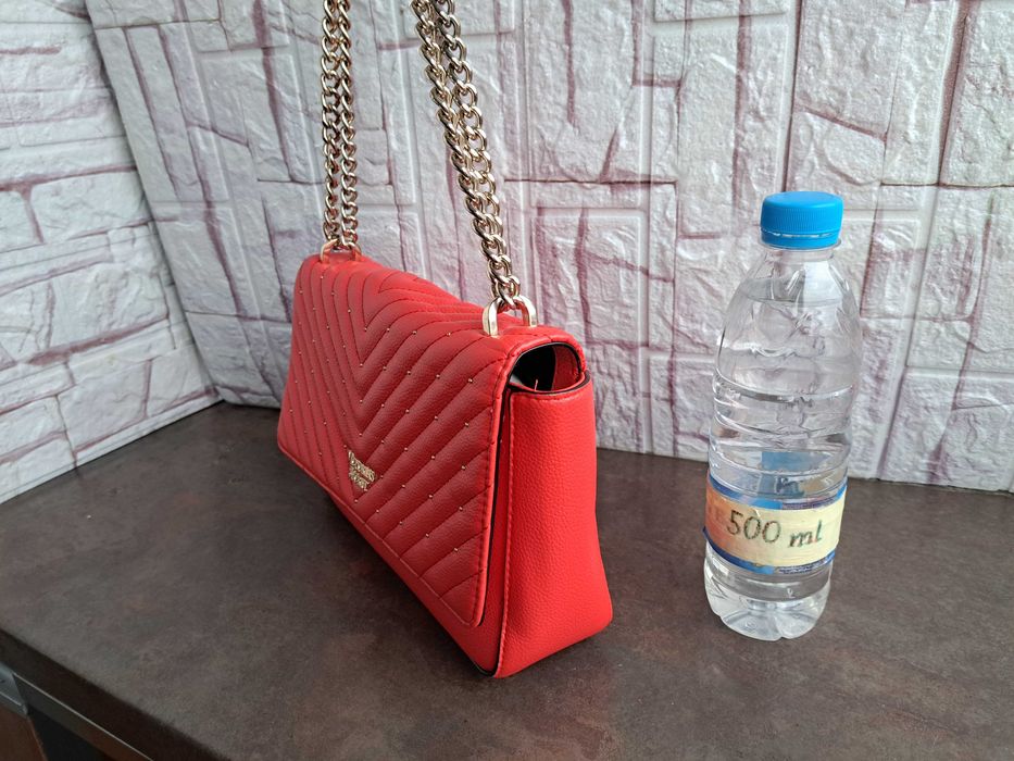 дамска чанта,Victoria's Secret червена малка чантичка