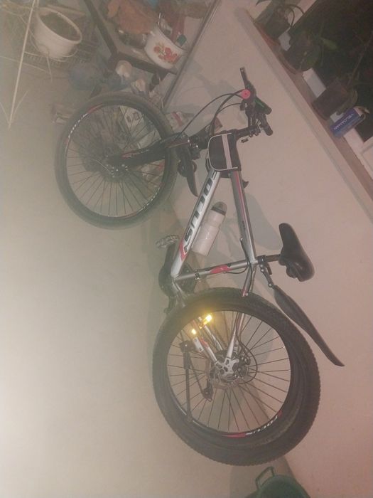 Велик новый горный и словами шинами