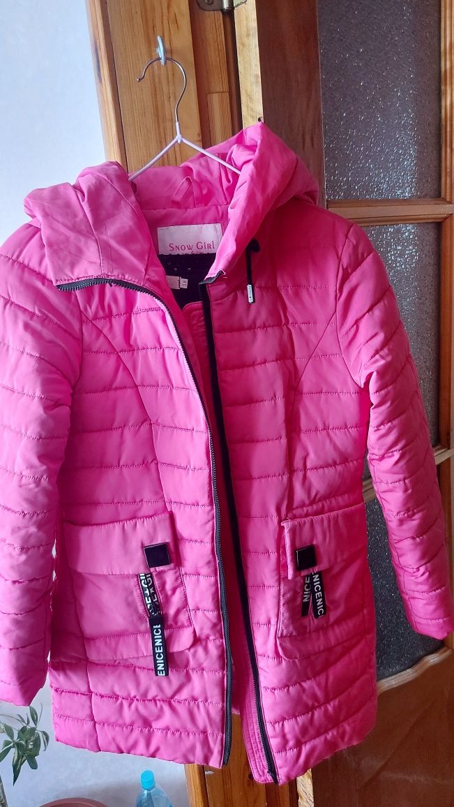 Куртка для девочки 9-10 лет