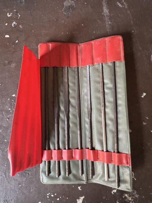 Продаются инструменты для ювелирных работ.