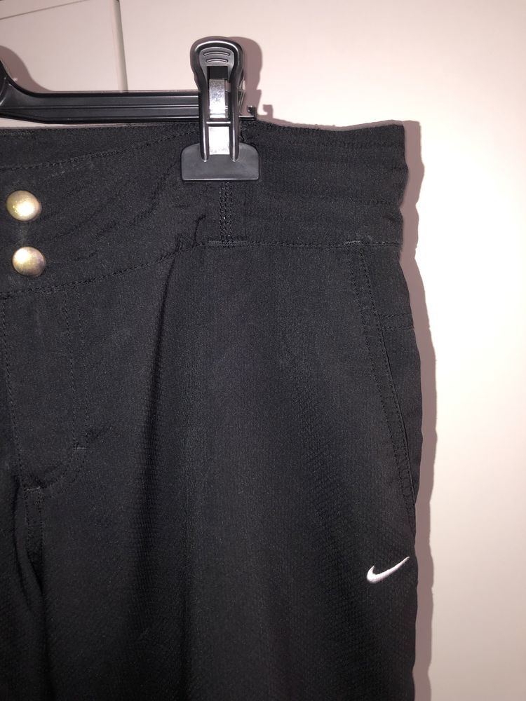 pantaloni de fas parachute Nike