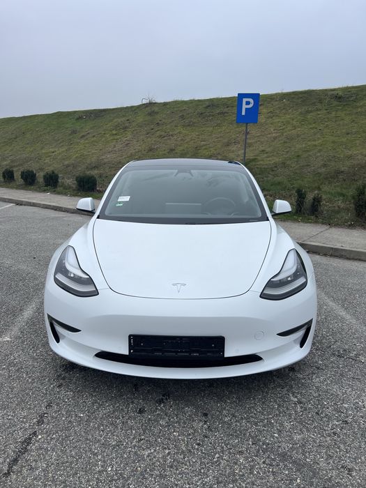 Tesla Model 3 Long Range Dual Motor 476 cp