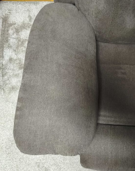 Продавам Фотьойл Бостън с релакс механизъм