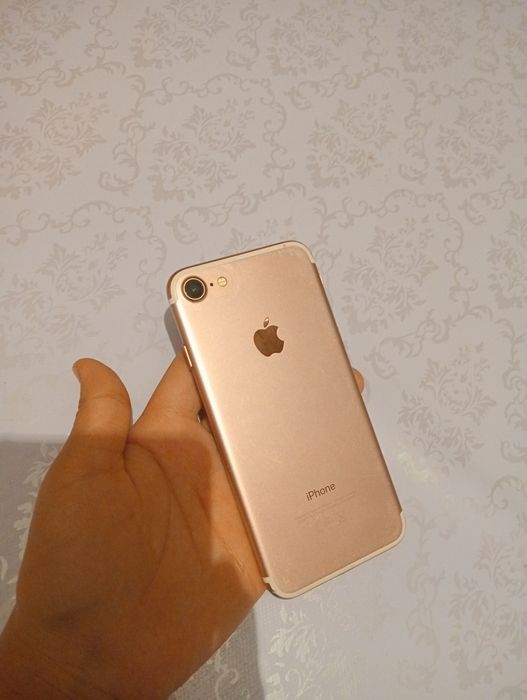 Айфон 7 идеальная состояние