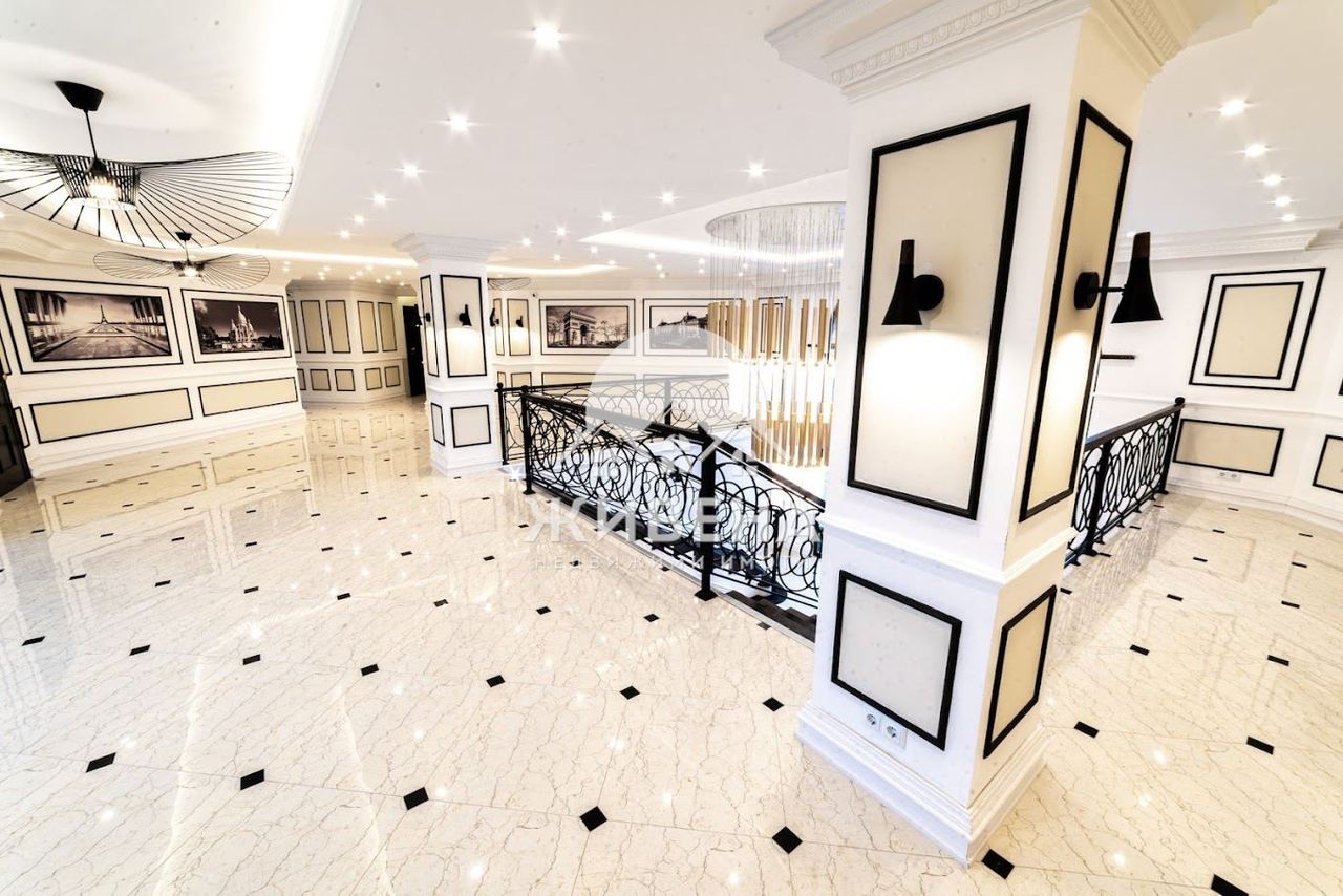 Продава се Мезонет в Свети Влас - 200 кв.м за 1300 €/кв.м - Снимка #1