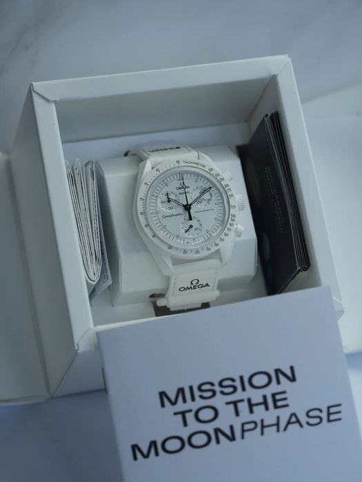 ЧЕРЕН ПЕТЪК НАМАЛЕНИЕ Omega x Swatch Mission to the Moonphase