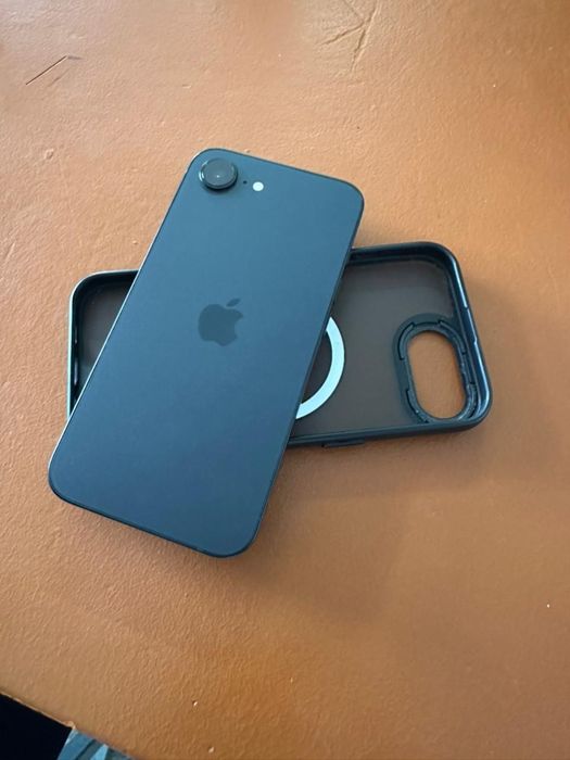 Iphone 16e 100% 128gb