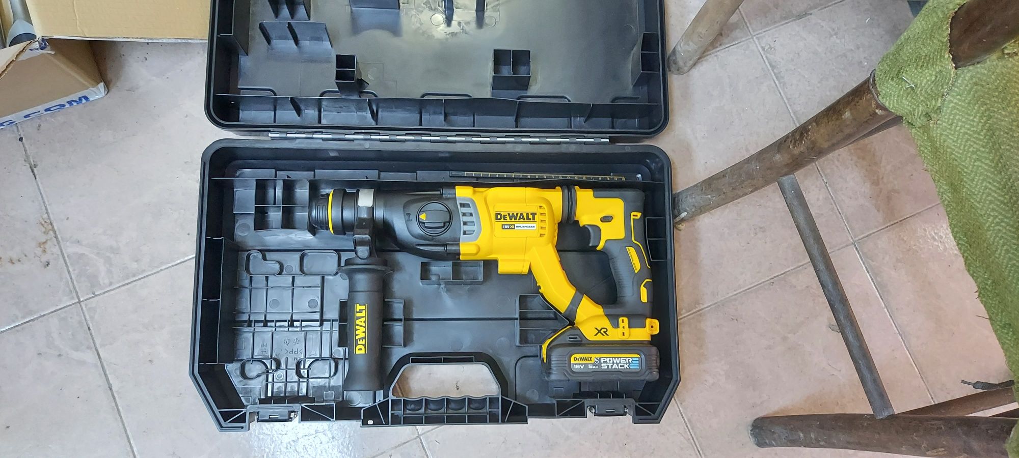 Куфар за перфоратор DEWALT